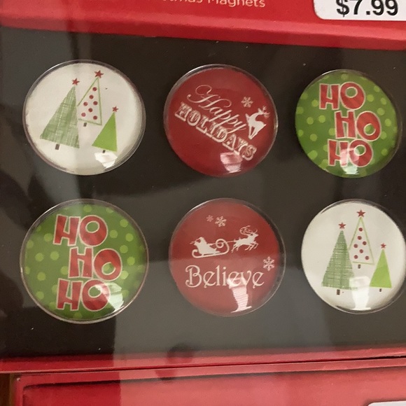 Kirklands assorted Christmas magnets. 2 packages sold as a lot. 12 magnets total - Picture 4 of 6